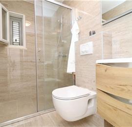 6 Bedroom Beachfront Villa with Heated Pool near Vela Luka on Korcula Island, Sleep 12